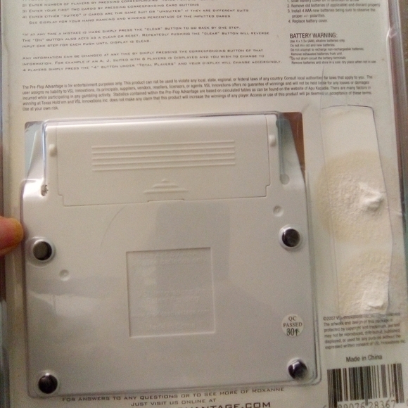 𝅺texas hold em pre-flop odds calculator. New in package. - Picture 3 of 4